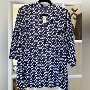 New with tags Brooks Brother 346 medium tunic top in blue and white